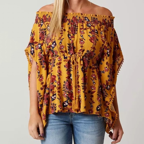 coco + jaimeson Tops - Coco + Jaimeson Boho Chic Off The Shoulder Mustard yellow retro floral Fall M